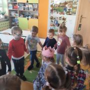 ilustracja do wpisu 
🥳Urodziny Poli🥳